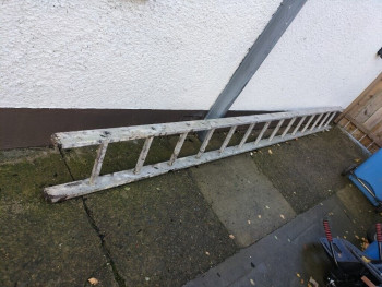 Maintenance Errors That Reduce the Lifespan of Aluminum Ladders