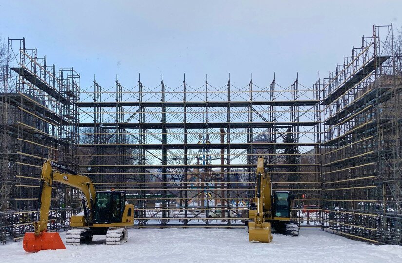 Is it possible to work on scaffolding in winter?